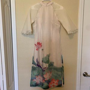 Cream Lotus Floral Ao Dai Cach Tan Vietnamese Long Dress Size M With Pant NEW